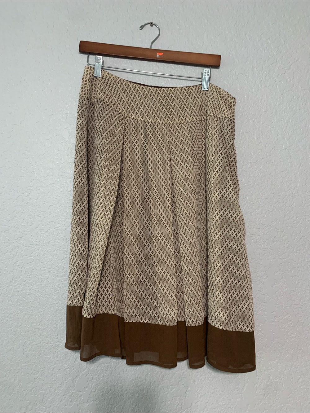 Worthington Beige Patterned Skirt with Brown Hem